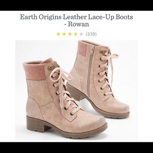 Earth origins women’s blush boots. New.
